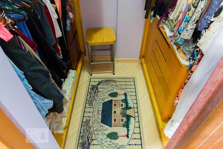 Apartamento à venda com 64m², 2 quartos e 1 vagaCloset da suíte