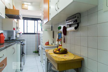 Apartamento à venda com 64m², 2 quartos e 1 vagaCozinha