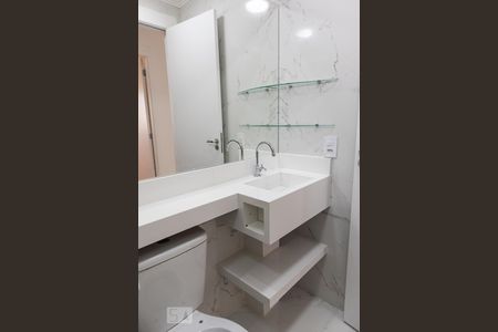 Apartamento à venda com 40m², 2 quartos e sem vagaBanheiro