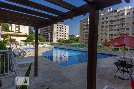 Apartamento à venda com 120m², 4 quartos e 1 vagaÁrea comum - Piscina