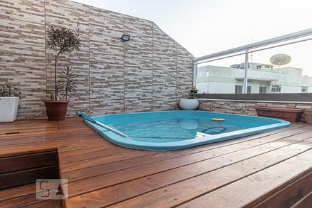 Apartamento à venda com 120m², 4 quartos e 1 vagaPiscina