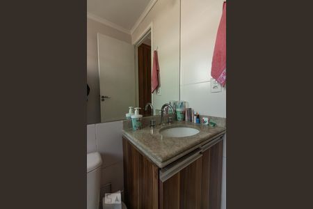 Apartamento para alugar com 57m², 2 quartos e 1 vaga Apartamento para alugar com 57m², 2 quartos e 1 vagaBanheiro
