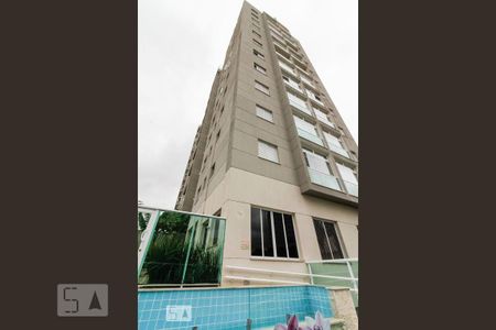 Apartamento para alugar com 57m², 2 quartos e 1 vaga Apartamento para alugar com 57m², 2 quartos e 1 vagaFachada