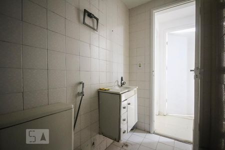 Apartamento à venda com 85m², 2 quartos e 1 vaga Apartamento à venda com 85m², 2 quartos e 1 vagaBanheiro