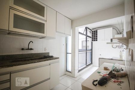 Apartamento à venda com 85m², 2 quartos e 1 vaga Apartamento à venda com 85m², 2 quartos e 1 vagaCozinha