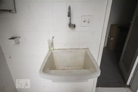 Apartamento à venda com 85m², 2 quartos e 1 vaga Apartamento à venda com 85m², 2 quartos e 1 vagaÁrea de Serviço