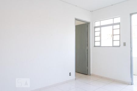 Sala de casa para alugar com 1 quarto, 45m² em Vila Leonor, São Paulo