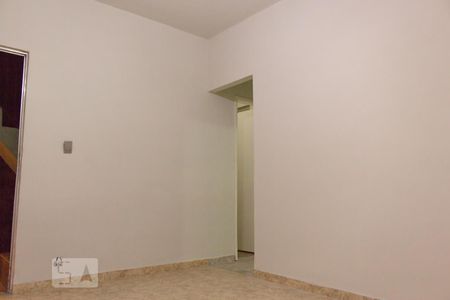 Sala de casa de condomínio para alugar com 2 quartos, 80m² em Madureira, Rio de Janeiro