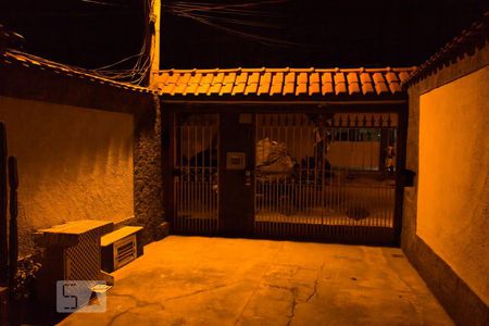 Casa de condomínio para alugar com 80m², 2 quartos e sem vaga Casa de condomínio para alugar com 80m², 2 quartos e sem vagaSaída