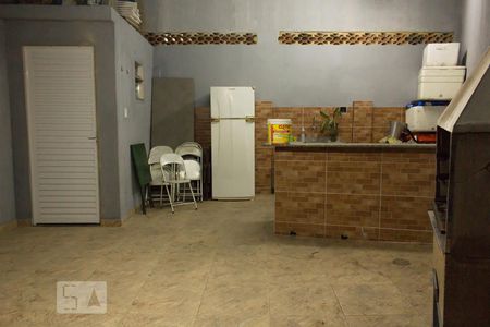 Casa de condomínio para alugar com 80m², 2 quartos e sem vaga Casa de condomínio para alugar com 80m², 2 quartos e sem vagaÁrea comum - Churrasqueira