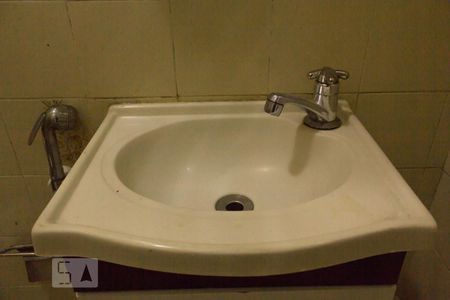 Casa de condomínio para alugar com 80m², 2 quartos e sem vaga Casa de condomínio para alugar com 80m², 2 quartos e sem vagaBanheiro