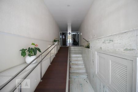Entrada do Prédio de apartamento para alugar com 1 quarto, 45m² em Botafogo, Rio de Janeiro