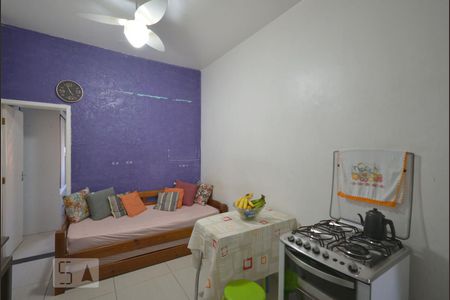 Sala/Cozinha de kitnet/studio à venda com 1 quarto, 36m² em Sé, São Paulo
