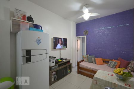 Sala/Cozinha de kitnet/studio à venda com 1 quarto, 36m² em Sé, São Paulo