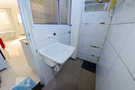 Studio para alugar com 28m², 1 quarto e sem vaga Studio para alugar com 28m², 1 quarto e sem vagaÁrea de serviço