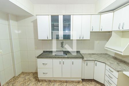 Apartamento para alugar com 68m², 2 quartos e 1 vagaCozinha e Área de Serviço