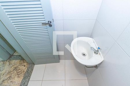 Apartamento para alugar com 68m², 2 quartos e 1 vagaBanheiro de serviço