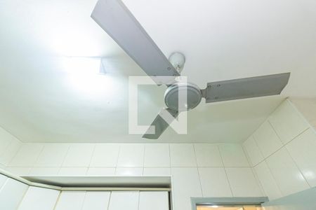 Apartamento para alugar com 68m², 2 quartos e 1 vagaCozinha e Área de Serviço
