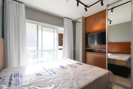 Sala/Quarto  de apartamento para alugar com 1 quarto, 25m² em Indianópolis, São Paulo
