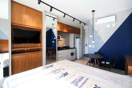 Sala/Quarto  de apartamento para alugar com 1 quarto, 25m² em Indianópolis, São Paulo