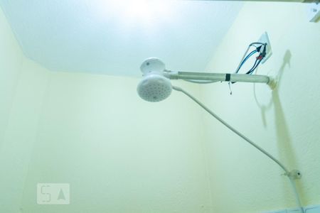 Casa à venda com 130m², 3 quartos e 3 vagasBanheiro fundos