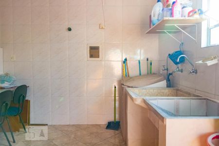 Casa à venda com 130m², 3 quartos e 3 vagasÁrea de Serviço