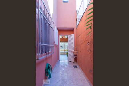 Casa à venda com 130m², 3 quartos e 3 vagasCorredor