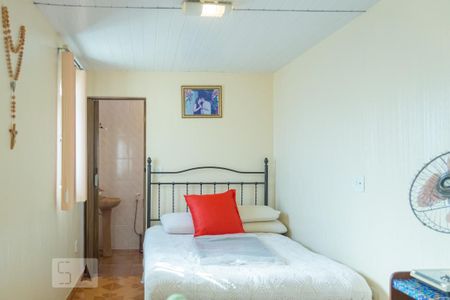 Casa à venda com 130m², 3 quartos e 3 vagasQuarto de Serviço