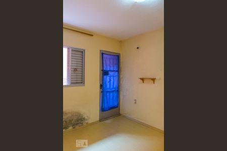 Casa à venda com 130m², 3 quartos e 3 vagasQuarto fundos