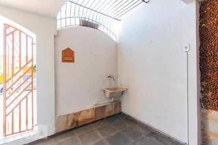 Casa para alugar com 80m², 2 quartos e sem vaga Casa para alugar com 80m², 2 quartos e sem vagaLavanderia