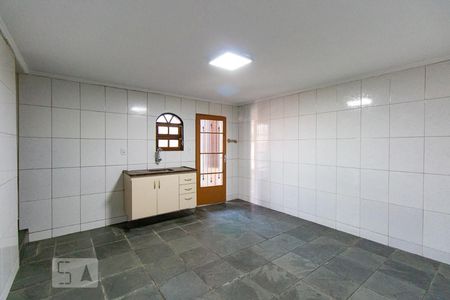 Casa para alugar com 80m², 2 quartos e sem vaga Casa para alugar com 80m², 2 quartos e sem vagaCozinha