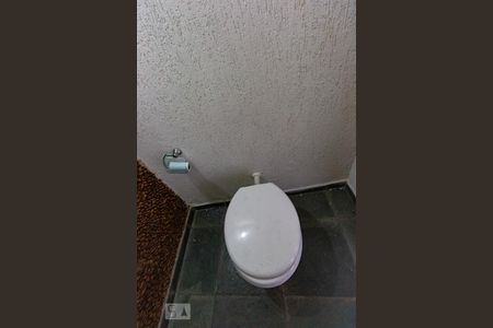 Casa para alugar com 80m², 2 quartos e sem vaga Casa para alugar com 80m², 2 quartos e sem vagaBanheiro