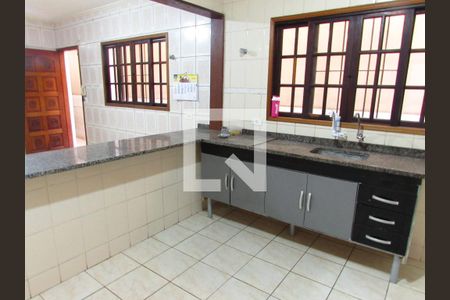 Casa para alugar com 290m², 4 quartos e 3 vagasCozinha