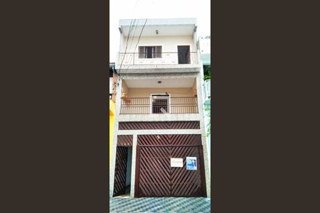 Casa para alugar com 290m², 4 quartos e 3 vagasFachada