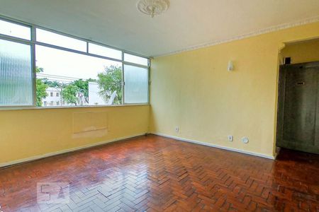 Sala de apartamento para alugar com 3 quartos, 80m² em Del Castilho, Rio de Janeiro
