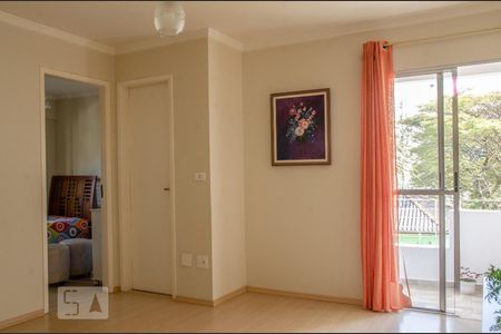 Sala de apartamento para alugar com 2 quartos, 54m² em Jardim Carlu, São Paulo
