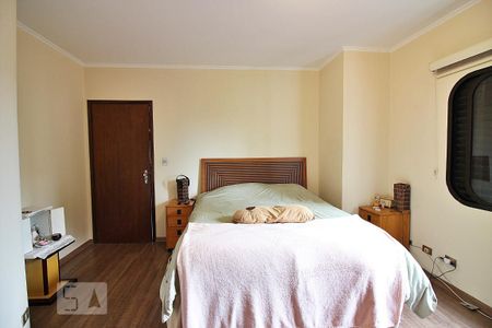 Casa à venda com 340m², 4 quartos e 4 vagasQuarto 1 - Suíte