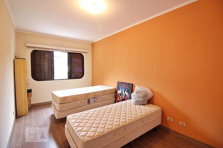 Casa à venda com 340m², 4 quartos e 4 vagasQuarto 2 - Suíte