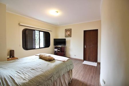 Casa à venda com 340m², 4 quartos e 4 vagasQuarto 1 - Suíte