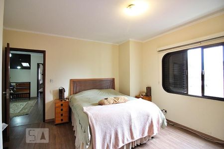 Casa à venda com 340m², 4 quartos e 4 vagasQuarto 1 - Suíte