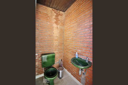 Casa à venda com 340m², 4 quartos e 4 vagasBanheiro 2 externo