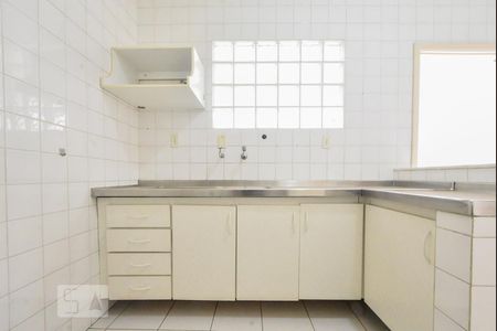 Casa à venda com 360m², 3 quartos e 6 vagasCozinha