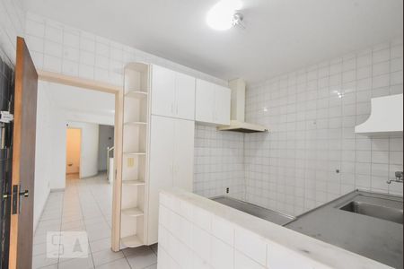 Casa à venda com 360m², 3 quartos e 6 vagasCozinha