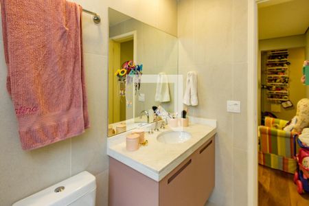 Apartamento à venda com 178m², 3 quartos e 3 vagasBanheiro da Suíte 2