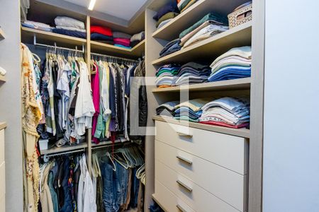 Apartamento à venda com 178m², 3 quartos e 3 vagasCloset da Suíte 1