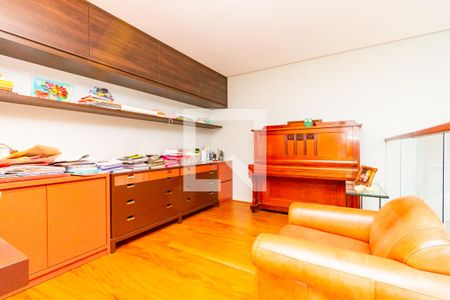 Apartamento à venda com 178m², 3 quartos e 3 vagasEscritório