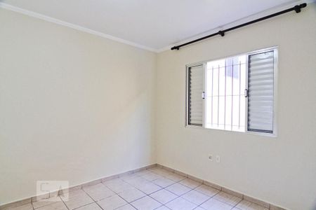 Casa para alugar com 90m², 2 quartos e 2 vagasQuarto 2