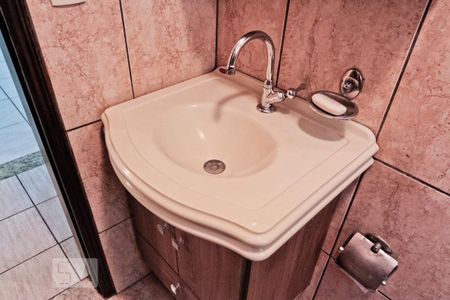 Casa para alugar com 90m², 2 quartos e 2 vagasBanheiro