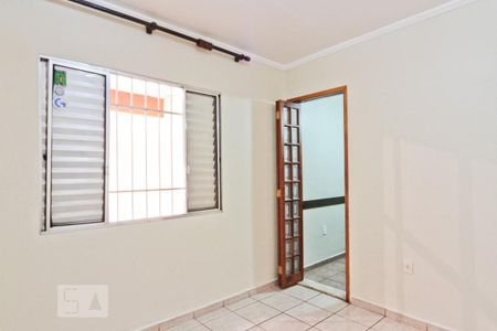 Quarto 1 de casa para alugar com 2 quartos, 90m² em Vila Hebe, São Paulo