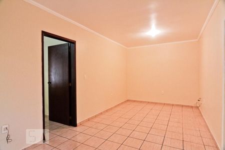 Sala de casa para alugar com 2 quartos, 90m² em Vila Hebe, São Paulo